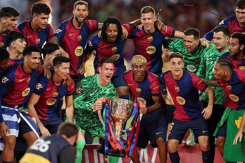 纽卡斯尔联 纽卡斯尔联