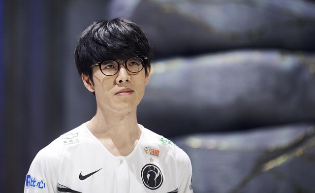 继续写一个 继续写一个