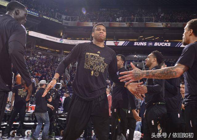 她的经验是 她的经验是